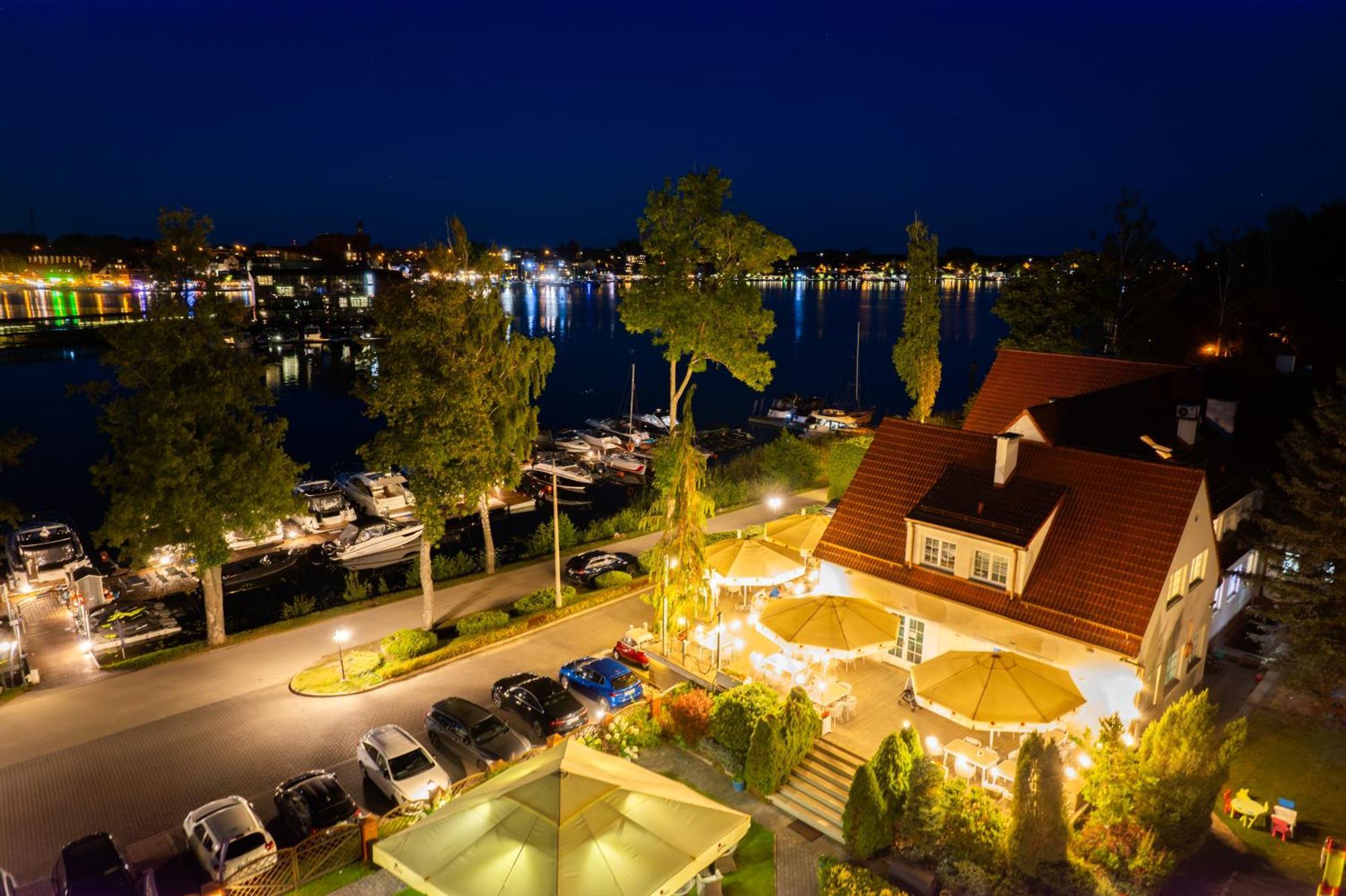 Amax Boutique Hotel Mikołajki المظهر الخارجي الصورة