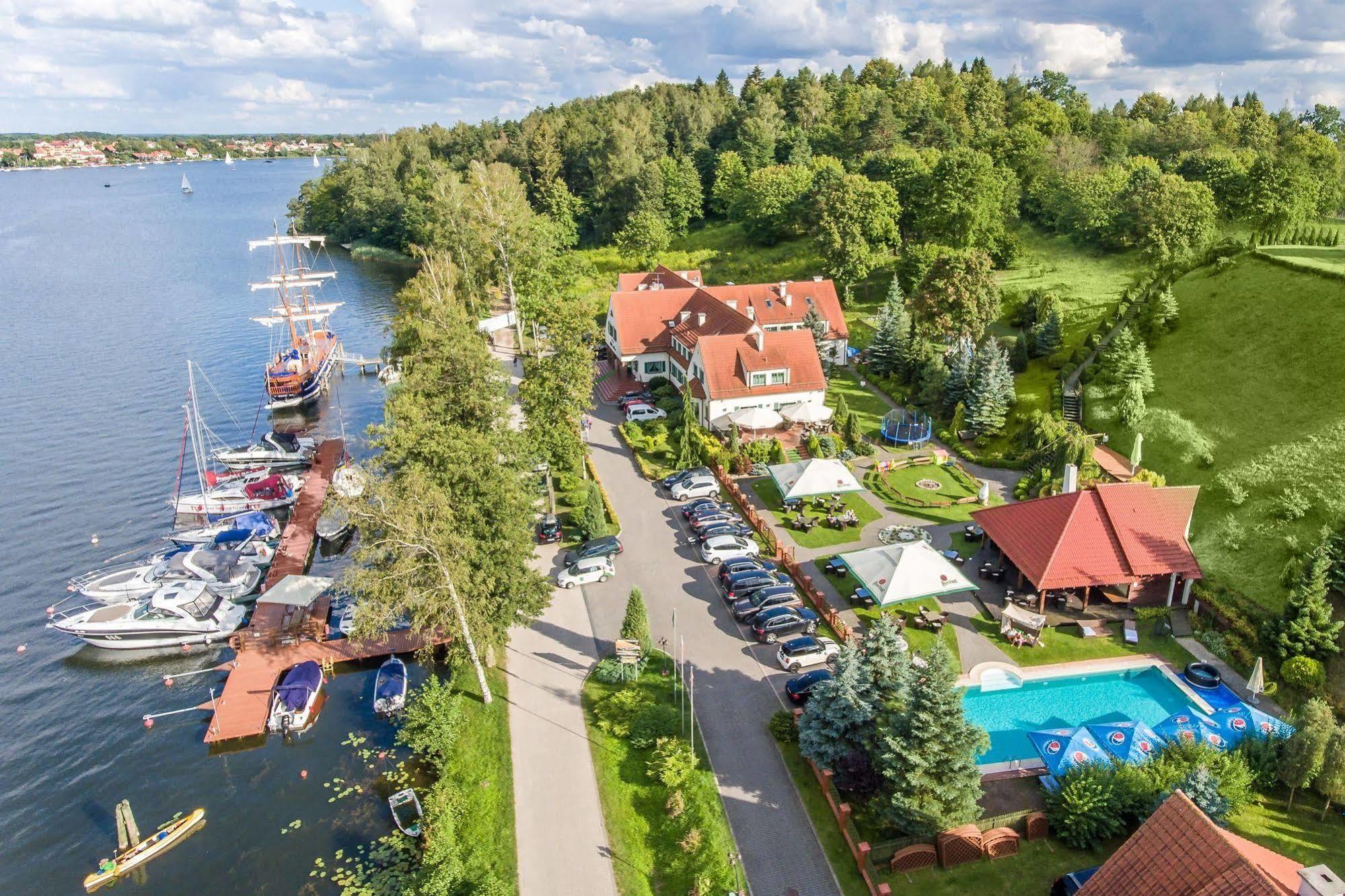 Amax Boutique Hotel Mikołajki المظهر الخارجي الصورة